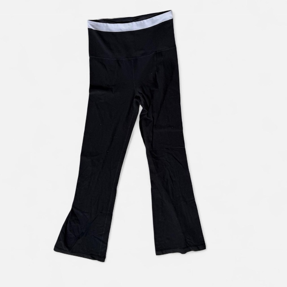 Lululemon black and white yoga pants size 4